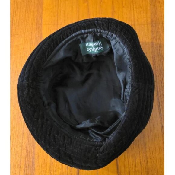 RARE Vintage Smith & Hawken WOMENS BLACK VELVET RIBBON FLOWER Hat